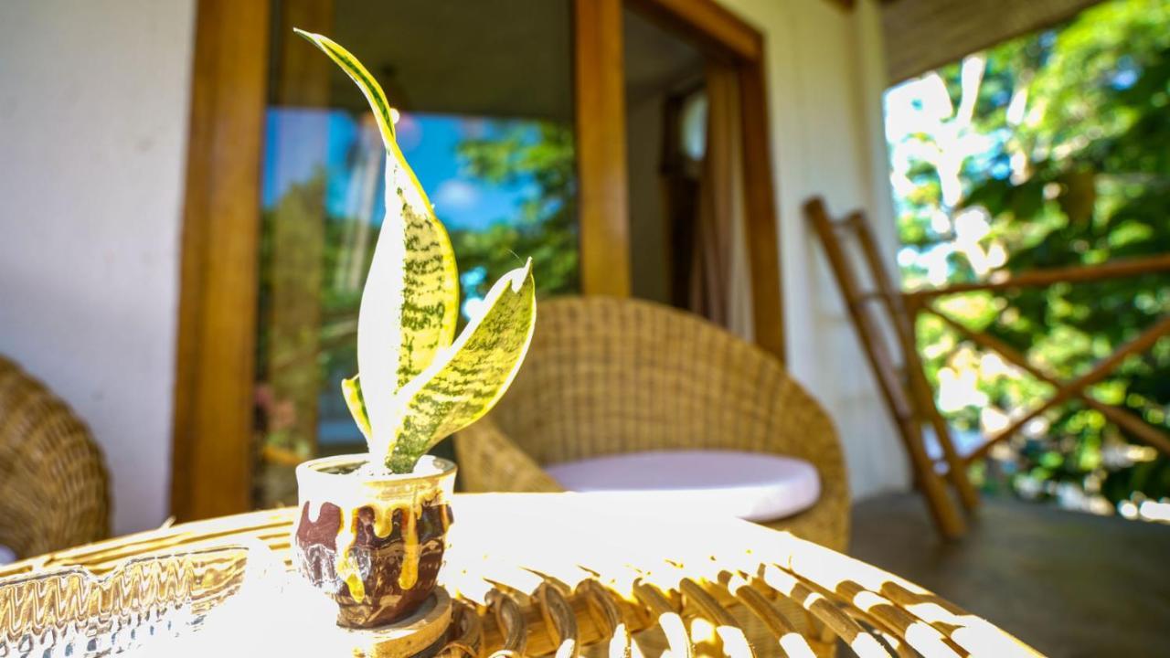 Serenity Hotel El Nido Exterior photo
